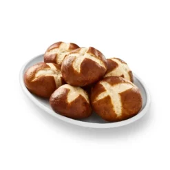 Pretzel Slider Buns - 10oz/8ct - Favorite Day™