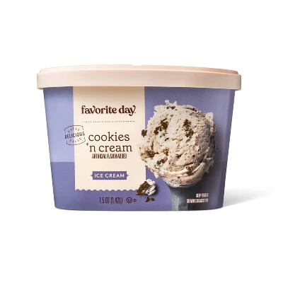 Cookies & Cream Ice Cream - 1.5qt - Favorite Day™ 4 Cookies & Cream Ice Cream - 1.5qt - Favorite Day™ - Image 4